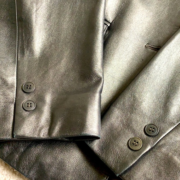 JONES NY leather metallic over black blazer. - Picture 4 of 12